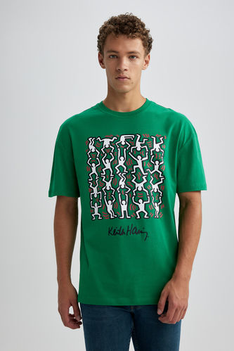 Comfort Fit Keith Haring Licensed Crew Neck Printed T-Shirt