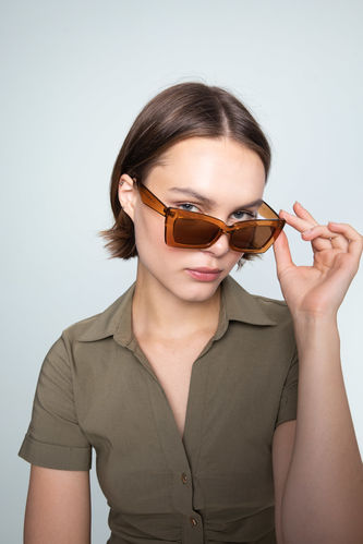 Солнцезащитные очки для женщин