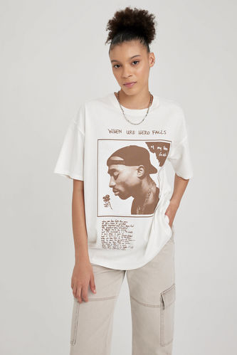 Oversize Fit Tupac Shakur licensed Printed Short Sleeve T-Shirt