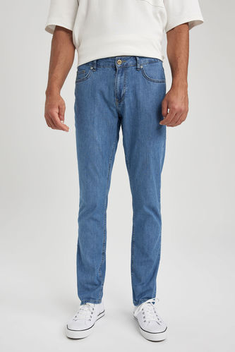 Blue MEN Sergio Regular Fit Normal Mold Normal Waist Pipe Leg Jeans 2891042  | DeFacto