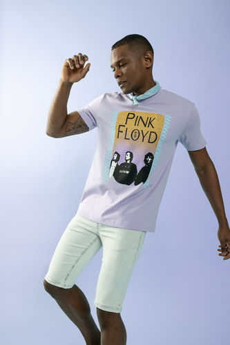 Regular Fit Pink Floyd Crew Neck Printed T-Shirt