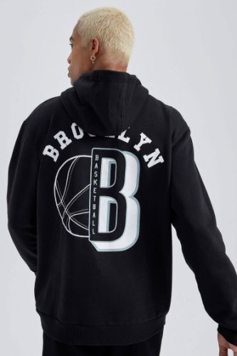 DeFactoFit NBA Brooklyn Nets Standart Fit Kapüşonlu Kanguru Cepli Kalın Sweatshirt