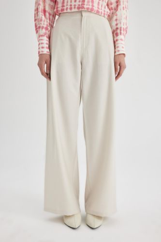 Wide Leg Geniş Paça Cepli Basic Düz Pantolon