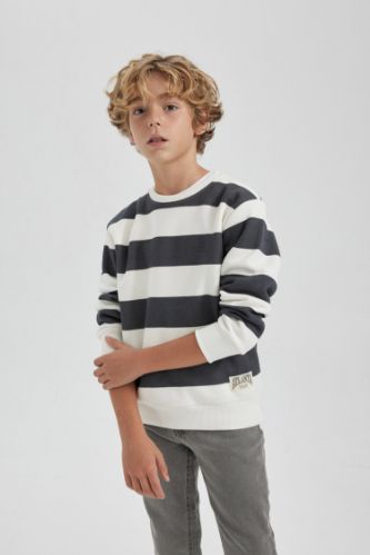 Boys crew neck discount jumper