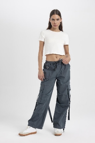 Wide Leg Normal Waist Gabardine Cargo Pants
