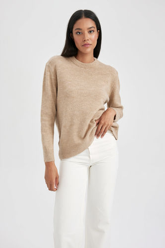 Regular Fit V-Neck Premium Soft Wool Pullover