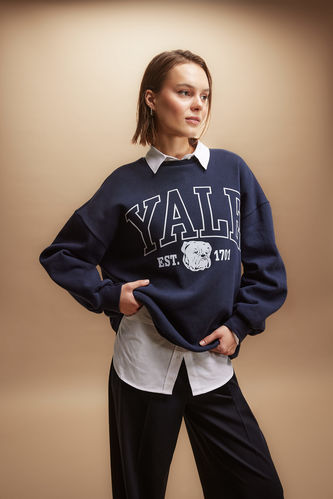 Sweat- Shirt Coupe Oversize Imprimé Yale University Col Rond à Manches Longues