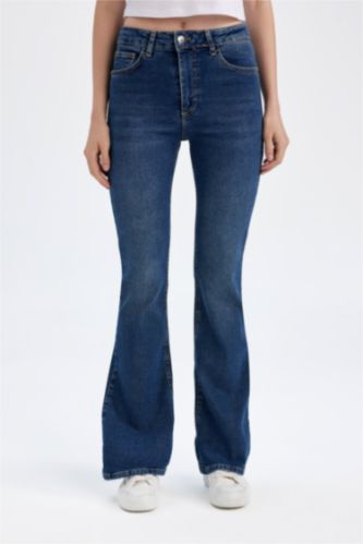 Skinny Flare Jeans Flare Fit Basico Pull And Bear Pull&Bear Flared