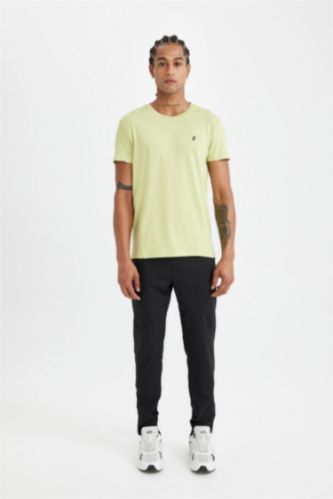 Man Black Slim Fit Woven Jogger