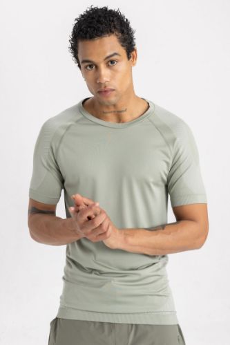 DeFactoFit Slim Fit Dar Kesim Bisiklet Yaka Sporcu Kısa Kollu Tişört