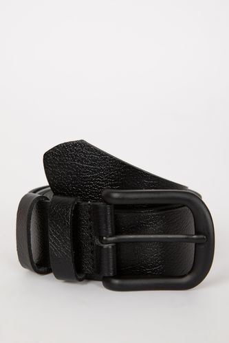 Man Oval Buckle Leather