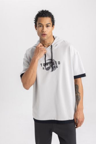 Nba hooded shop t shirt