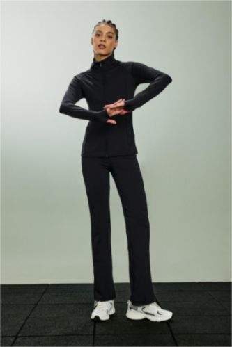 سروال رياضة برجل واسع