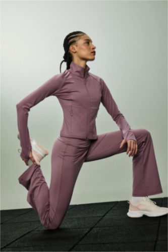 WOMAN Rose Flare Fit Shaping Soft Touch Sweatpants