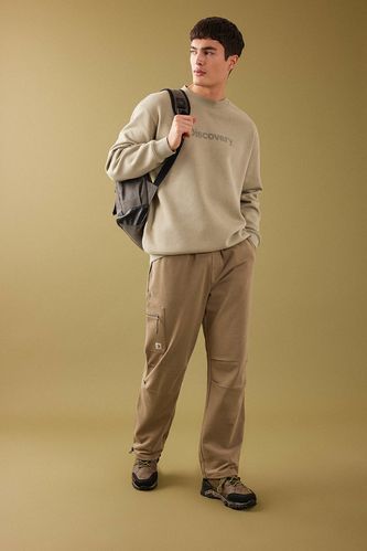 Oversize Fit Wide Leg Discovery Licensed With Cargo Pocket Sweatpants