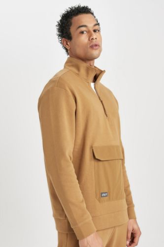 DeFactoFit Standart Fit Dik Yaka Fermuarlı Cepli Sporcu Sweatshirt