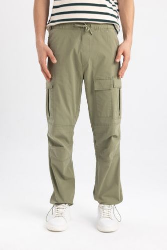 Yazlık Wide Leg Kargo Cepli Düz Paça Paraşüt Pantolon
