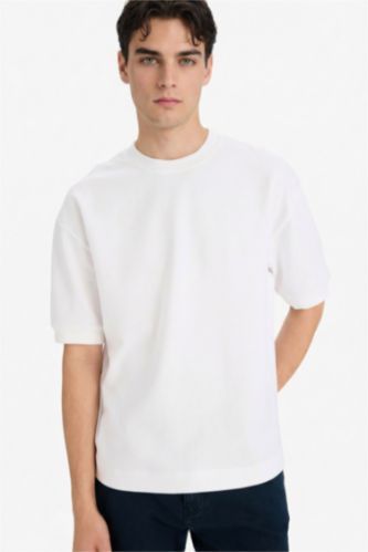 Ауа өткізетін матадан тігілген футболка