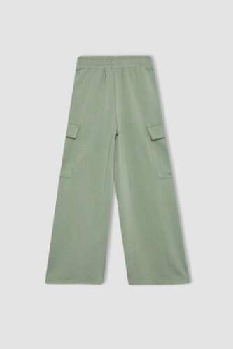 Wide Leg Cargo Sweatpants