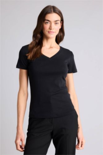 FEMME Noir Woman Short Sleeve T-Shirt