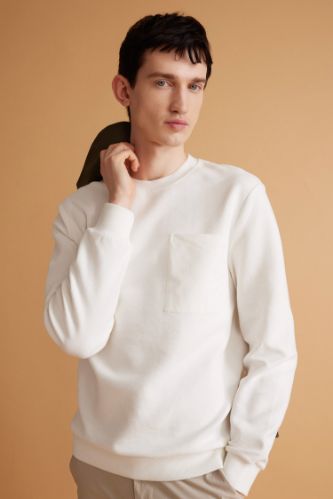 Regular Fit Bisiklet Yaka Dokulu Cepli Sweatshirt