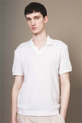 Man White Regular Fit Knitting Look Short Sleeve Polo T-Shirt
