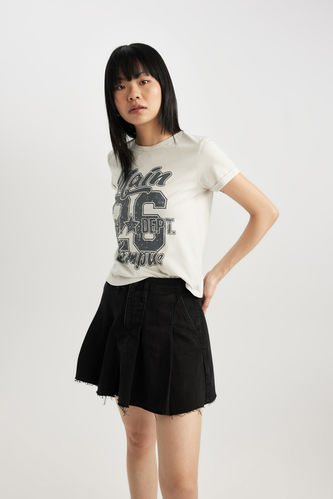 Fitted Printed Short Sleeve T-Shirt