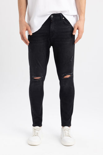 Pantalon Jean Coupe Carotte avec Détails Déchirés