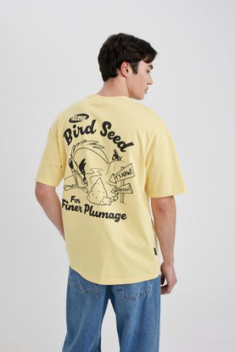 MAN Light Yellow Comfort Fit Looney Tunes Licensed Crew Neck Printed Short Sleeve T-Shirt