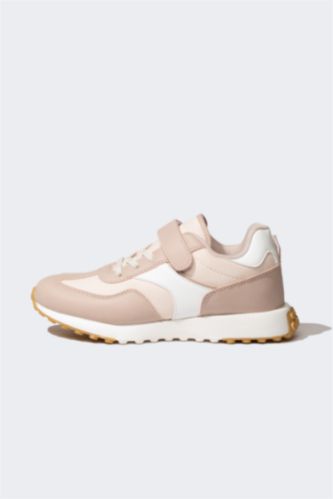 GIRLS & TEENS Beige Girl High Sole Faux Leather Sneakers