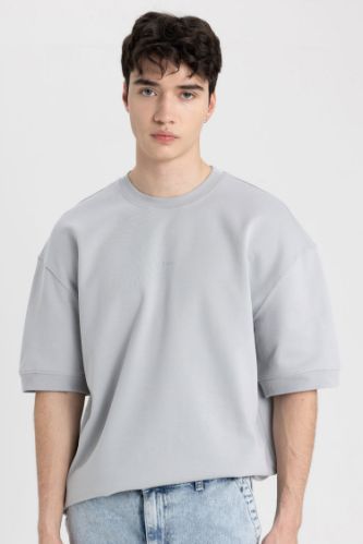 MAN Light Grey Loose Fit Crew Neck Printed Heavy Fabric T-Shirt