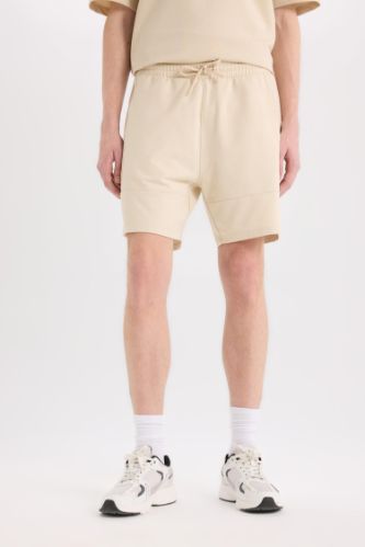 Slim Fit Dar Kesim Dar Paça Basic Düz Şort