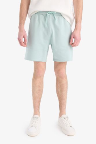 Slim Fit Dar Kesim Dar Paça Basic Düz Şort