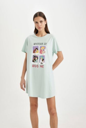 Regular Fit Baskılı Bisiklet Yaka Kısa Kollu Gecelik-Fall in Love
