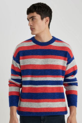 Standard Fit Striped Crew Neck Knitted Pullover