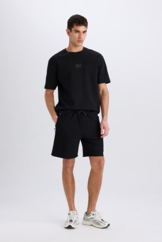 Regular Fit Düz Paça Cepli Basic Düz Şort