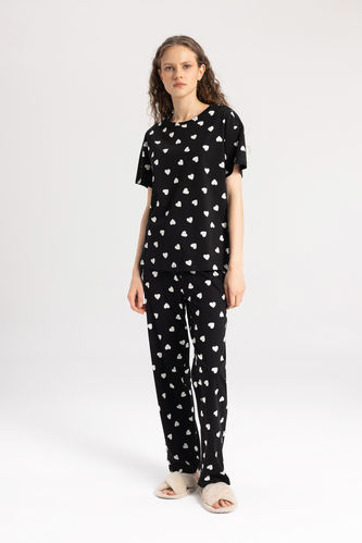 Fall in Love Regular Fit Short Sleeve 2 Piece Pajama Set