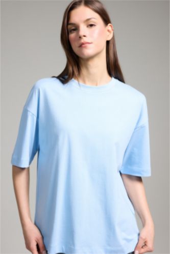 Woman Blue تيشيرت سادة بيزك نص ردن اوفر سايز