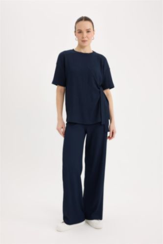 WOMAN NAVY Straight Fit Trousers