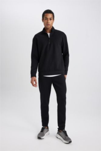 MAN Black Slim Fit Scuba Fabric Jogger