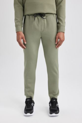 DeFactoFit Sporcu Jogger Eşofman Altı Slim Fit Dar Kesim Skuba Dalgıç Kumaş Standart Paça