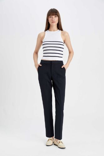WOMAN NAVY Regular Waist Ankle Length Chino Pants