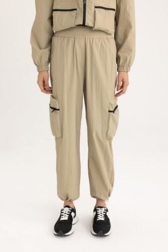 DeFactoFit Standart Fit Kargo Cepli Sporcu Dokuma Pantolon