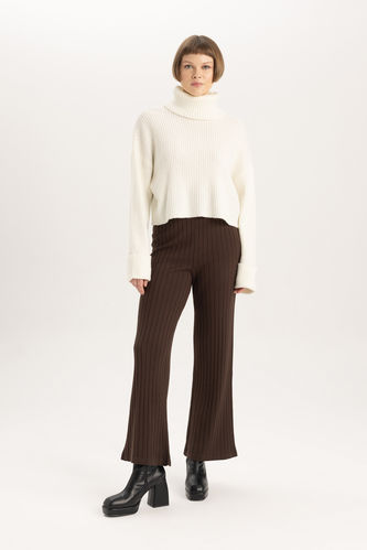 Wide Leg Ribbed Trousers