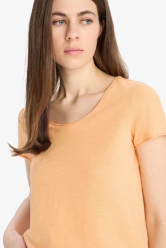 Woman Short Sleeve T-Shirt