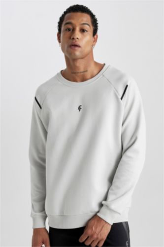 سويت شيرت قصة عادية من قماش سكوبا من DeFactoFit