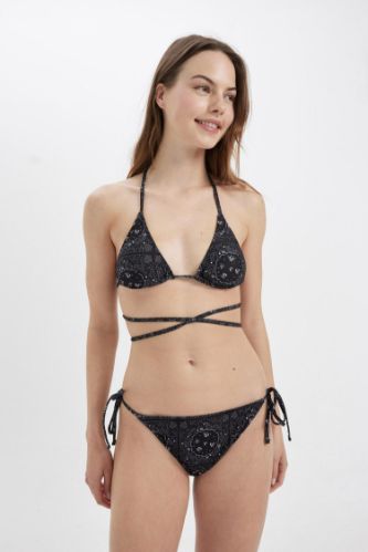 Regular Fit Şal Desenli Bikini Altı-Fall in Love