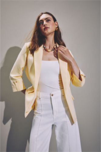 Woman Light Yellow Oversize Fit Blazer