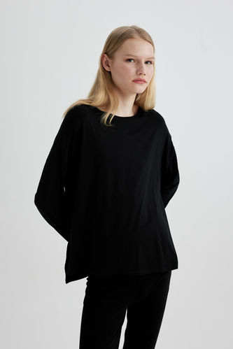 Regular Fit Crew Neck Bamboo Knitted Tops