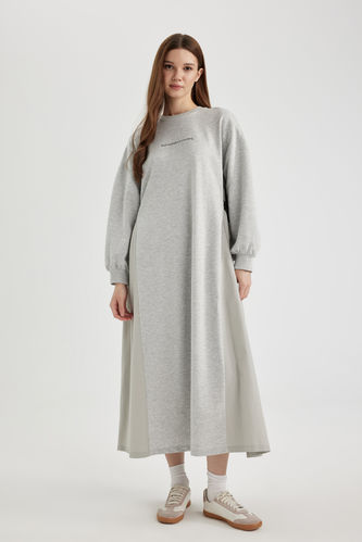 Relax Fit Crew Neck Long Sleeve Dress